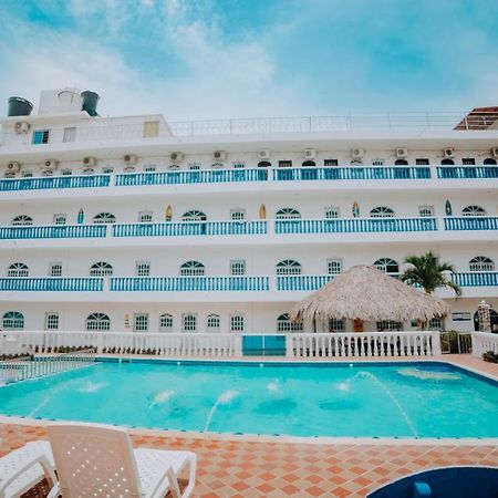 Kevin'S Tolu By Bernalo Hotels Exterior foto